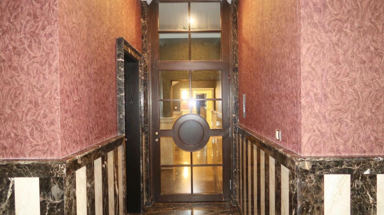 Apartment Grand Karavel Centre Varna Exterior foto