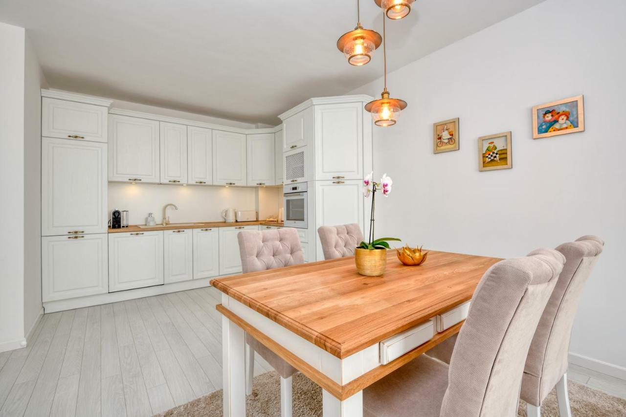 Apartment Grand Karavel Centre Varna Exterior foto