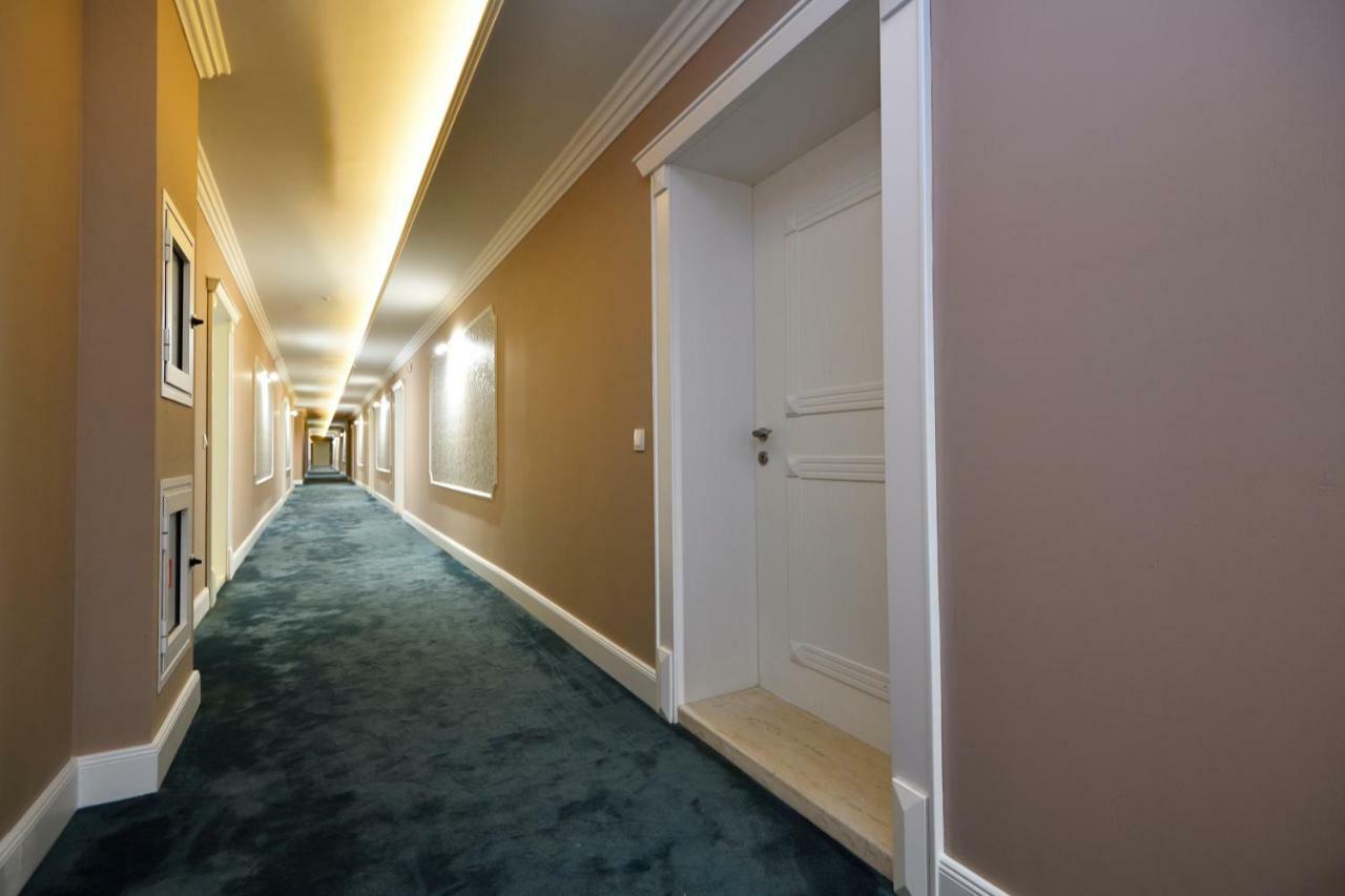 Apartment Grand Karavel Centre Varna Exterior foto